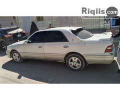 gaadhi iiba Toyota  Crown (1G) Hargeisa car for sale - Image 2